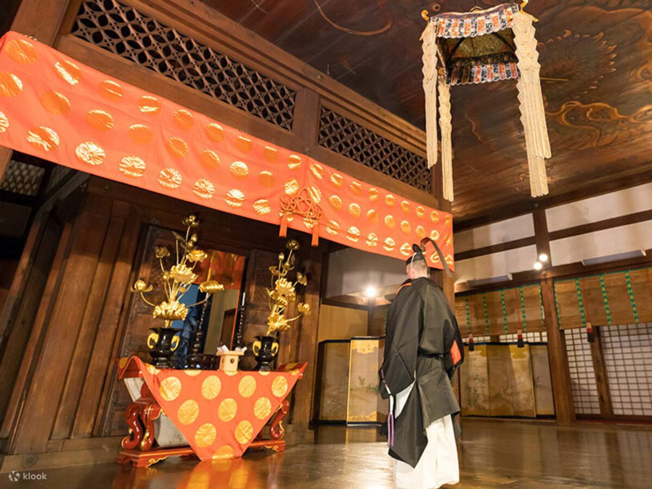 [Kyoto] Special viewing with priests at Kyoto Sennyu-ji Temple; an undisclosed cultural property